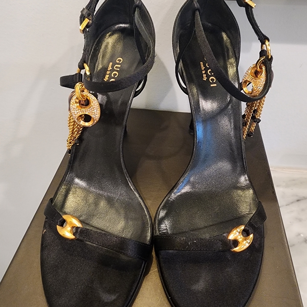 Gucci heels with tassel